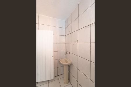 Banheiro de casa para alugar com 1 quarto, 30m² em Vila Menck, Osasco