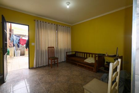 Sala de casa à venda com 4 quartos, 170m² em Vila Nogueira, Diadema
