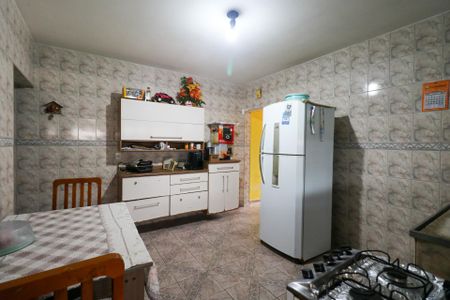 Cozinha de casa à venda com 4 quartos, 170m² em Vila Nogueira, Diadema