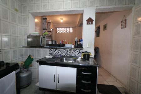 Casa à venda com 170m², 4 quartos e 3 vagasCasa 02