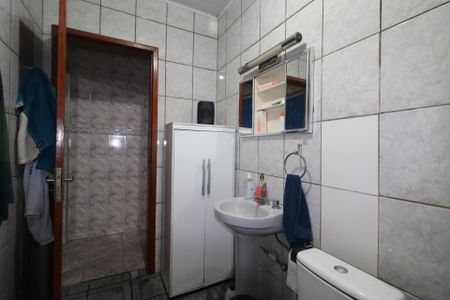Casa à venda com 170m², 4 quartos e 3 vagasBanheiro
