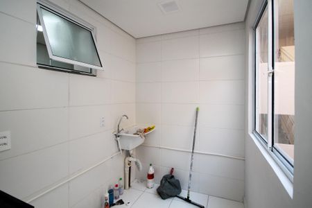 Apartamento para alugar com 47m², 2 quartos e 1 vaga Apartamento para alugar com 47m², 2 quartos e 1 vagaLavanderia