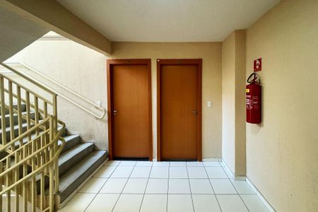 Apartamento para alugar com 47m², 2 quartos e 1 vaga Apartamento para alugar com 47m², 2 quartos e 1 vagaHall Andar