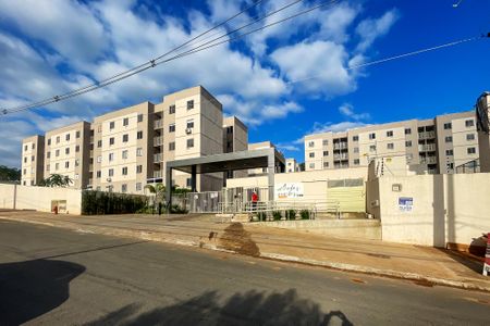 Apartamento para alugar com 47m², 2 quartos e 1 vaga Apartamento para alugar com 47m², 2 quartos e 1 vagaFachada Condomínio