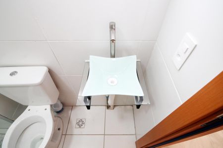 Apartamento para alugar com 47m², 2 quartos e 1 vaga Apartamento para alugar com 47m², 2 quartos e 1 vagaBanheiro