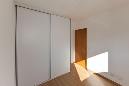 Apartamento à venda com 126m², 3 quartos e 2 vagasQuarto 2