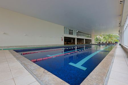 Apartamento à venda com 126m², 3 quartos e 2 vagasÁrea comum - Piscina Térmica