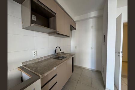 Cozinha de apartamento para alugar com 2 quartos, 62m² em Continental, Osasco