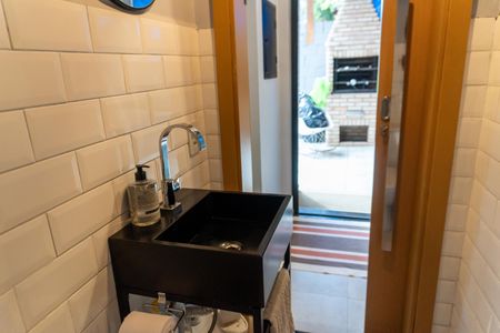 Casa de condomínio para alugar com 500m², 3 quartos e 2 vagasLavabo
