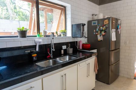 Casa de condomínio para alugar com 500m², 3 quartos e 2 vagasCozinha