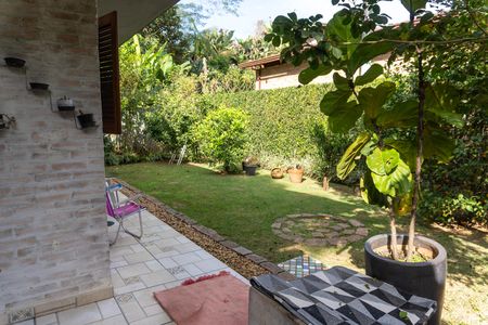 Casa de condomínio para alugar com 500m², 3 quartos e 2 vagasJardim