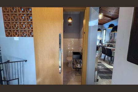 Casa de condomínio para alugar com 500m², 3 quartos e 2 vagasLavabo