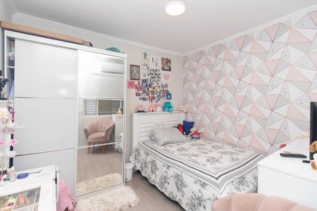Casa de condomínio à venda com 110m², 3 quartos e 2 vagasQuarto 3