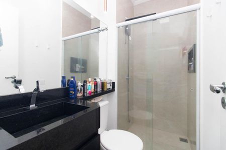 Casa de condomínio à venda com 110m², 3 quartos e 2 vagasBanheiro da Suíte