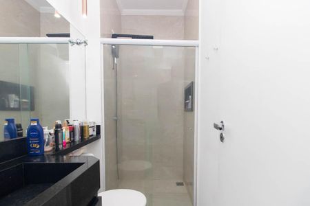 Casa de condomínio à venda com 110m², 3 quartos e 2 vagasBanheiro da Suíte