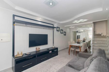 Casa de condomínio à venda com 110m², 3 quartos e 2 vagasSala
