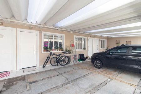 Casa de condomínio à venda com 110m², 3 quartos e 2 vagasGaragem