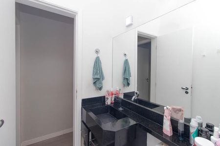 Casa de condomínio à venda com 110m², 3 quartos e 2 vagasBanheiro Social