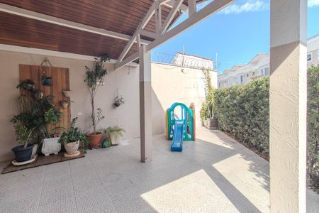 Casa de condomínio à venda com 110m², 3 quartos e 2 vagasÁrea comum - Playground