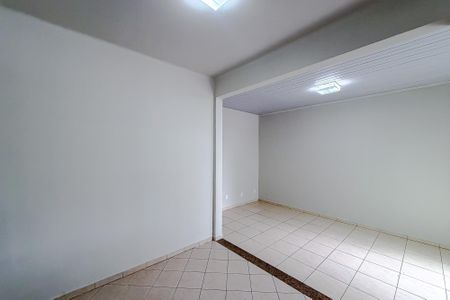 Casa à venda com 134m², 2 quartos e 1 vagaSala