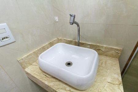 Apartamento para alugar com 51m², 2 quartos e 1 vaga Apartamento para alugar com 51m², 2 quartos e 1 vagaBanheiro