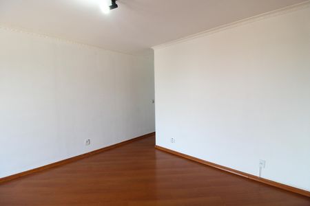 Apartamento à venda com 67m², 3 quartos e 1 vaga Apartamento à venda com 67m², 3 quartos e 1 vagaSala de Jantar