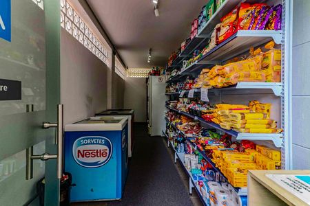 Apartamento à venda com 67m², 3 quartos e 1 vaga Apartamento à venda com 67m², 3 quartos e 1 vagaMercadinho