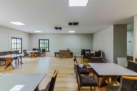 Apartamento à venda com 67m², 3 quartos e 1 vaga Apartamento à venda com 67m², 3 quartos e 1 vagaÁrea comum - Salão de festas
