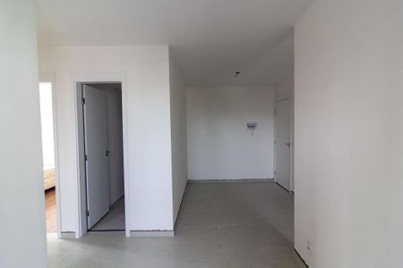 Sala de apartamento à venda com 2 quartos, 49m² em Santo Amaro, São Paulo