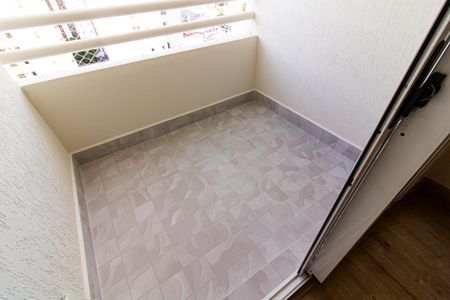 Apartamento para alugar com 56m², 2 quartos e 1 vagaVaranda