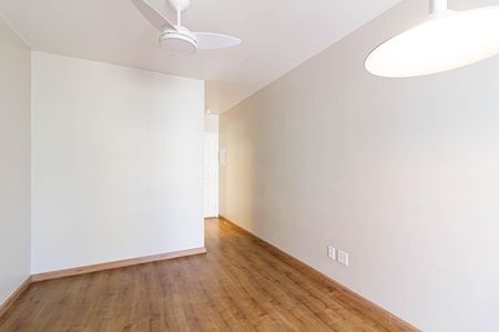 Apartamento para alugar com 56m², 2 quartos e 1 vagaSala