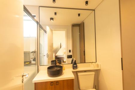 Studio para alugar com 23m², 1 quarto e 1 vaga Studio para alugar com 23m², 1 quarto e 1 vagaBanheiro Social