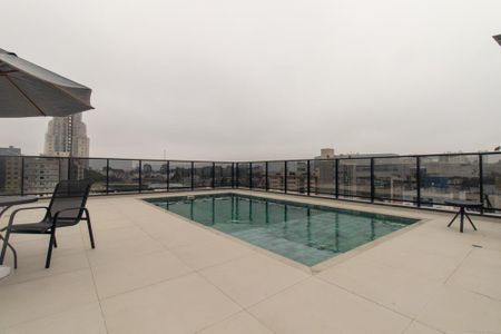 Studio para alugar com 23m², 1 quarto e 1 vaga Studio para alugar com 23m², 1 quarto e 1 vagaÁrea comum - Piscina