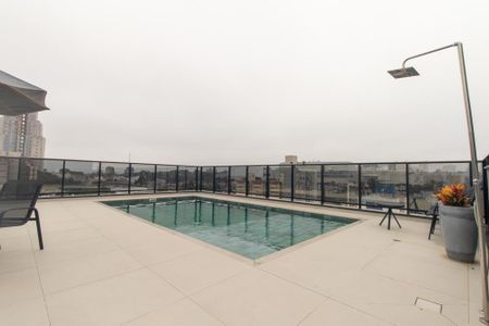 Studio para alugar com 23m², 1 quarto e 1 vaga Studio para alugar com 23m², 1 quarto e 1 vagaÁrea comum - Piscina
