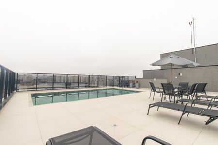 Studio para alugar com 23m², 1 quarto e 1 vaga Studio para alugar com 23m², 1 quarto e 1 vagaÁrea comum - Piscina