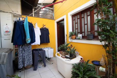 Casa à venda com 139m², 3 quartos e 3 vagas Casa à venda com 139m², 3 quartos e 3 vagasÁrea de Serviço