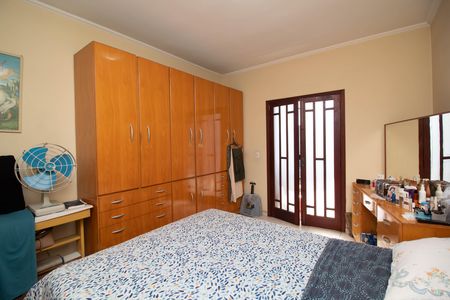 Casa à venda com 139m², 3 quartos e 3 vagas Casa à venda com 139m², 3 quartos e 3 vagasQuarto 1 - Suíte