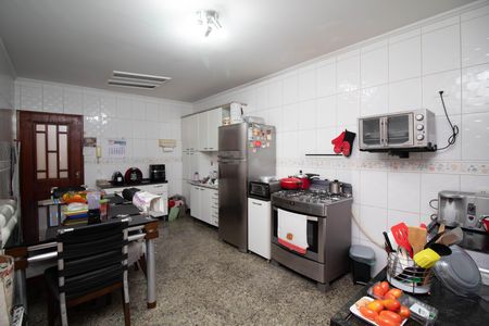 Casa à venda com 139m², 3 quartos e 3 vagas Casa à venda com 139m², 3 quartos e 3 vagasCozinha