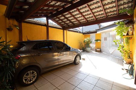 Casa à venda com 139m², 3 quartos e 3 vagas Casa à venda com 139m², 3 quartos e 3 vagasGaragem