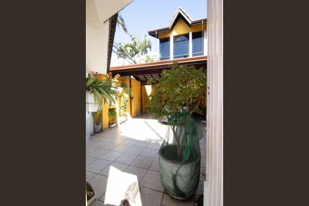 Casa à venda com 139m², 3 quartos e 3 vagas Casa à venda com 139m², 3 quartos e 3 vagasGaragem