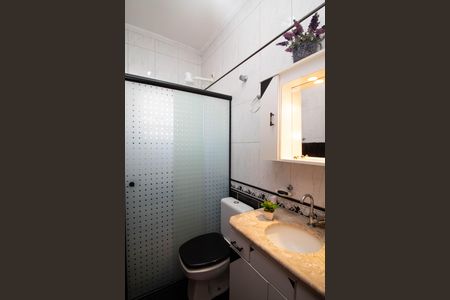 Casa à venda com 139m², 3 quartos e 3 vagas Casa à venda com 139m², 3 quartos e 3 vagasBanheiro da Suíte 1