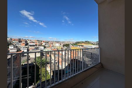 Casa para alugar com 70m², 2 quartos e sem vagaVaranda