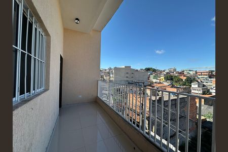 Casa para alugar com 70m², 2 quartos e sem vagaVaranda