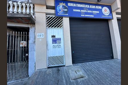 Casa para alugar com 70m², 2 quartos e sem vagaFachada