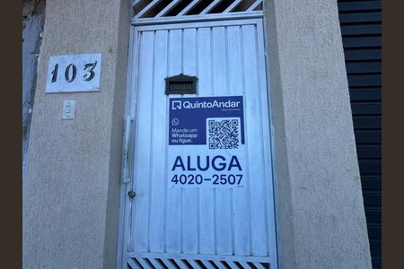 Casa para alugar com 70m², 2 quartos e sem vagaFachada