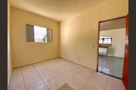 Quarto 2 de casa para alugar com 2 quartos, 75m² em Jardim Castanha, Guarulhos