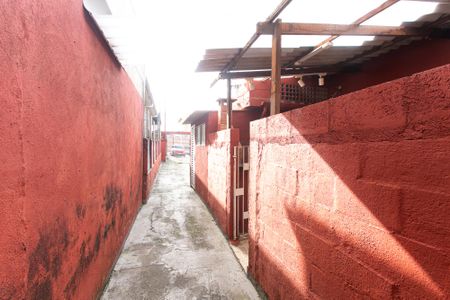 Casa à venda com 270m², 8 quartos e 6 vagas Casa à venda com 270m², 8 quartos e 6 vagasCorredor