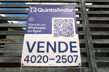 Casa à venda com 270m², 8 quartos e 6 vagas Casa à venda com 270m², 8 quartos e 6 vagasplaca ACBY-179
