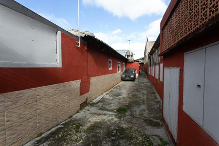 Casa à venda com 270m², 8 quartos e 6 vagas Casa à venda com 270m², 8 quartos e 6 vagasGaragem 1