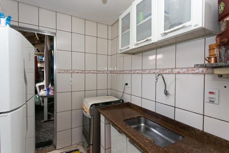 Casa à venda com 270m², 8 quartos e 6 vagas Casa à venda com 270m², 8 quartos e 6 vagasCasa 1 - Cozinha